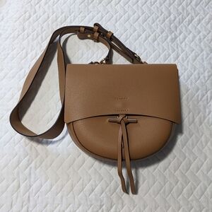 Chic Tan Crossbody Bag